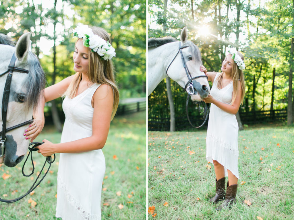 senior photos with horse