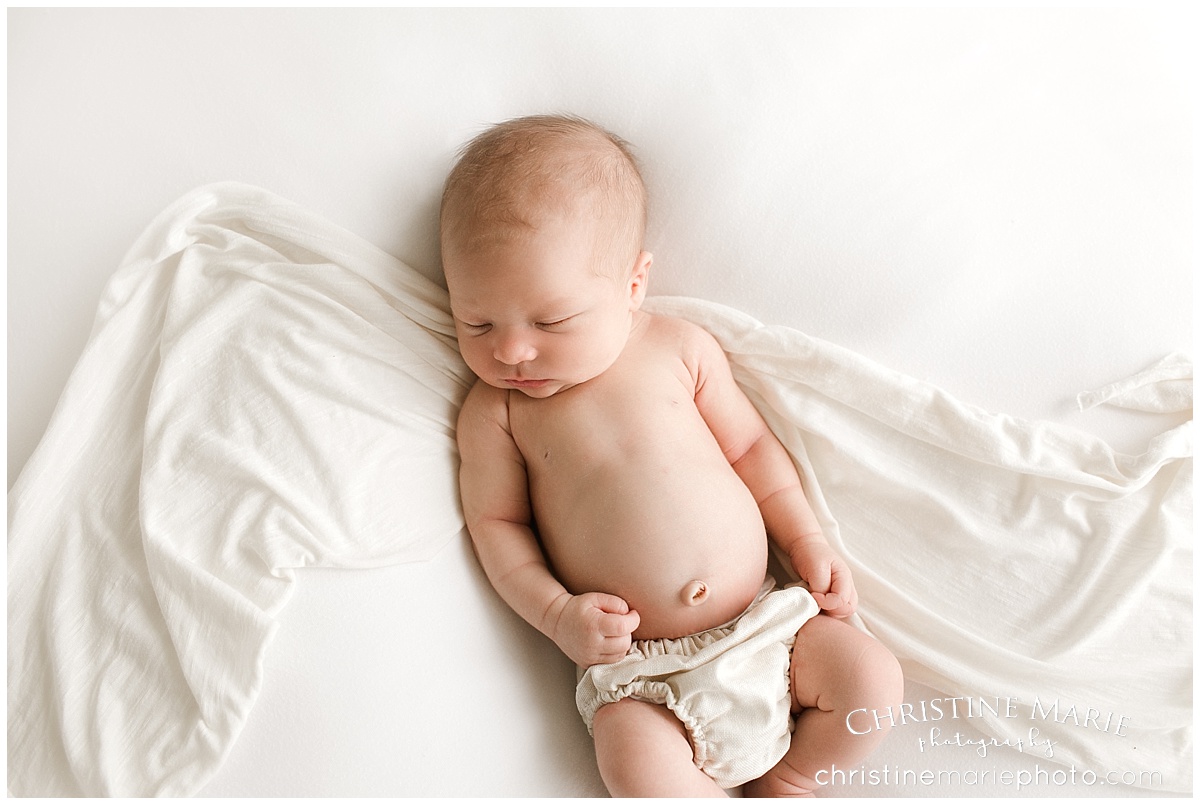 natural sleeping newborn photo