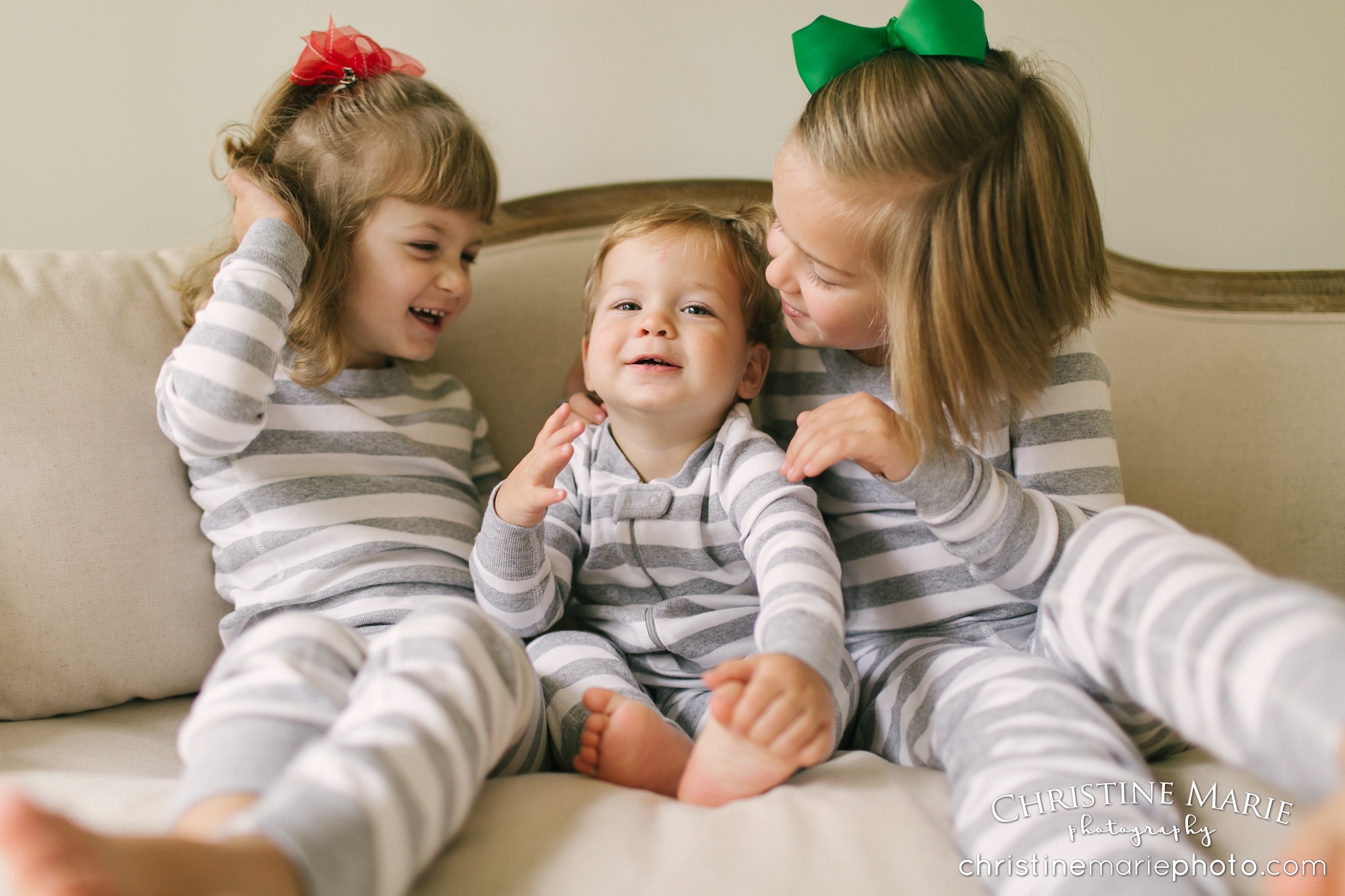 happy hannas christmas jammies alpharetta photographer