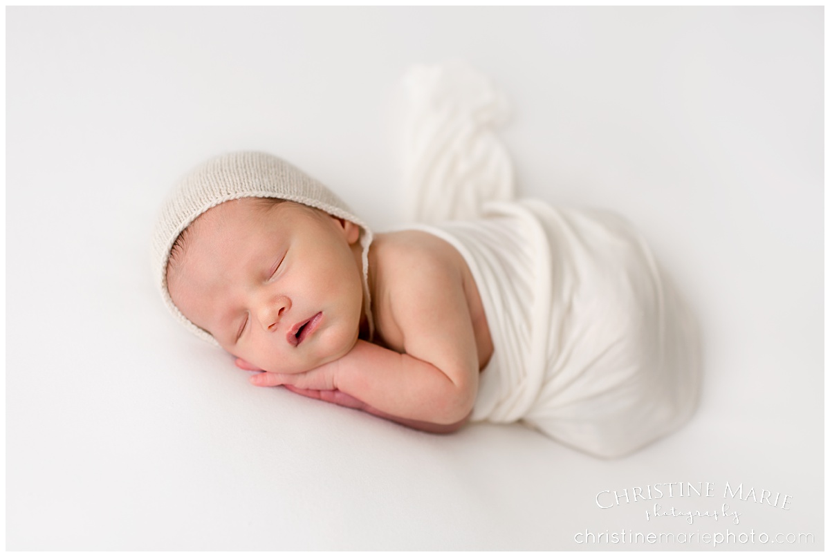 baby boy natural newborn photography