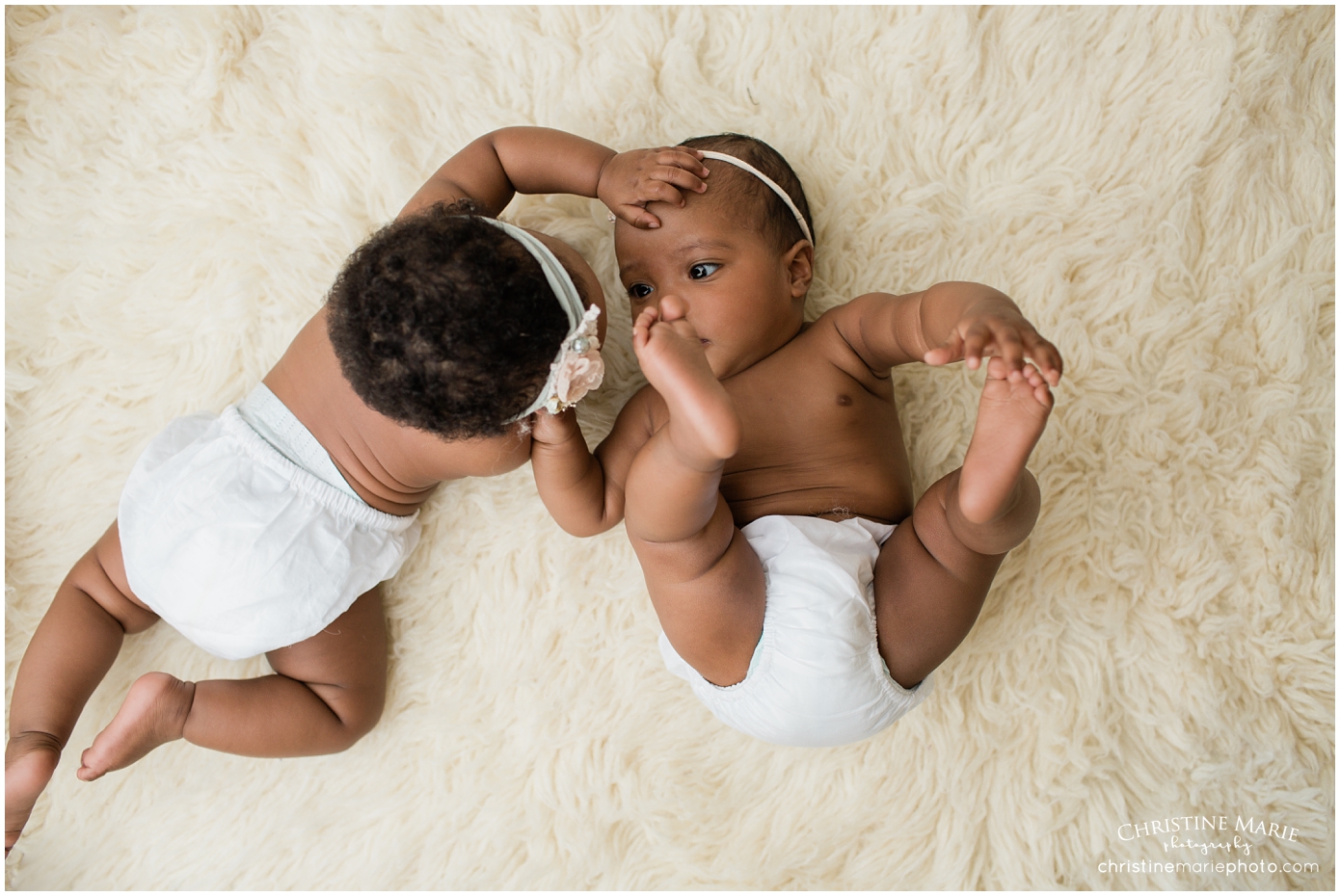 6 month twin milestone photography