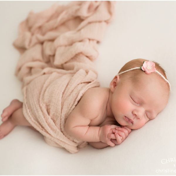 Natural newborn photos, 1 week old baby girl | Atlanta Studio Newborn Photographer