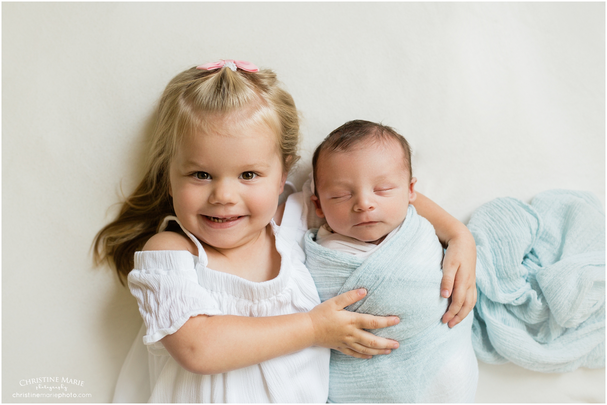 perfect sibling photo, christine marie photography
