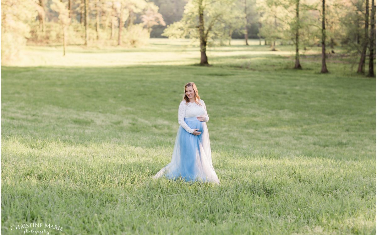 Cumming Maternity Photographer | Maternity photos in the country