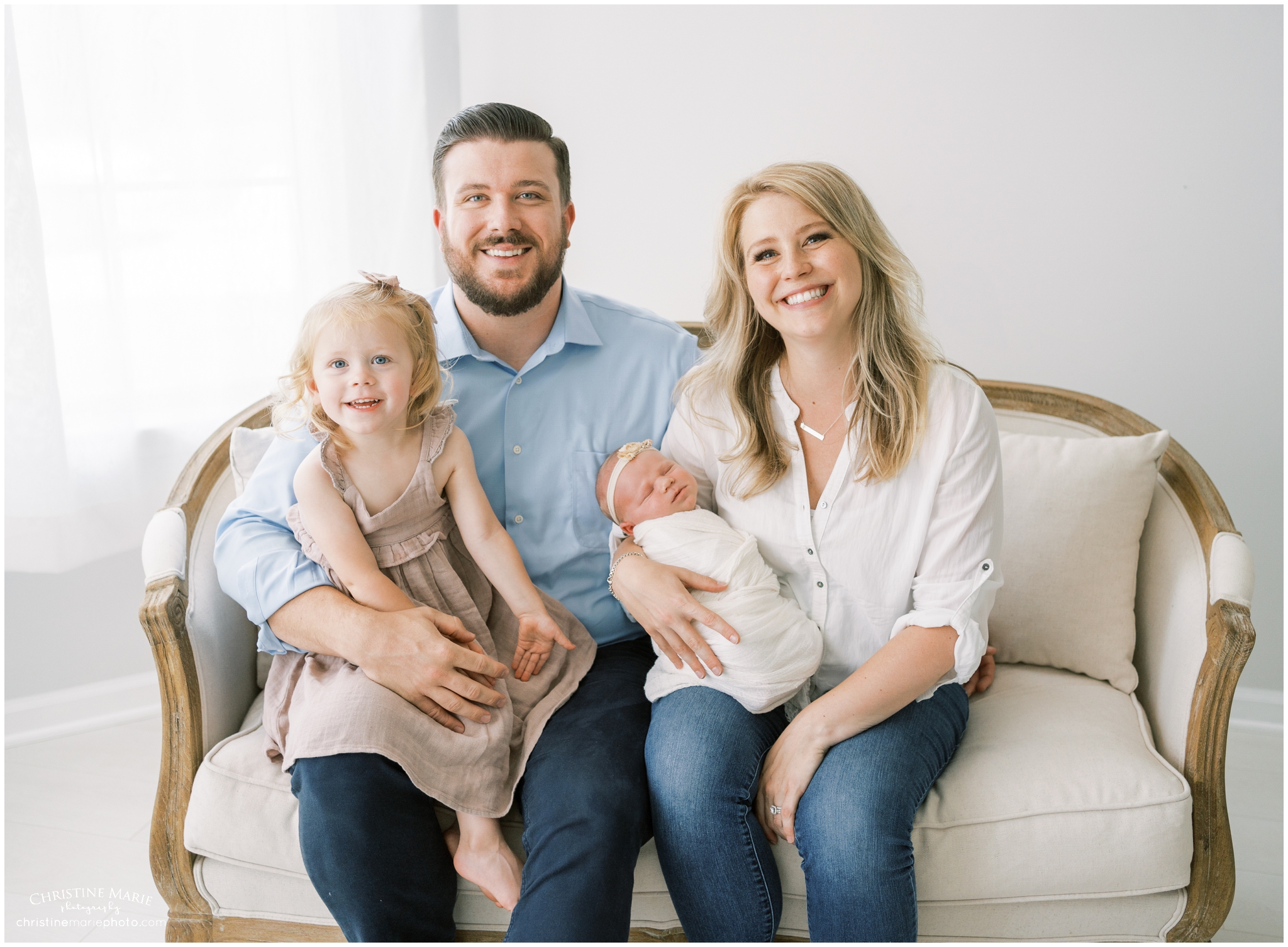 natural light family and newborn photos in atlanta