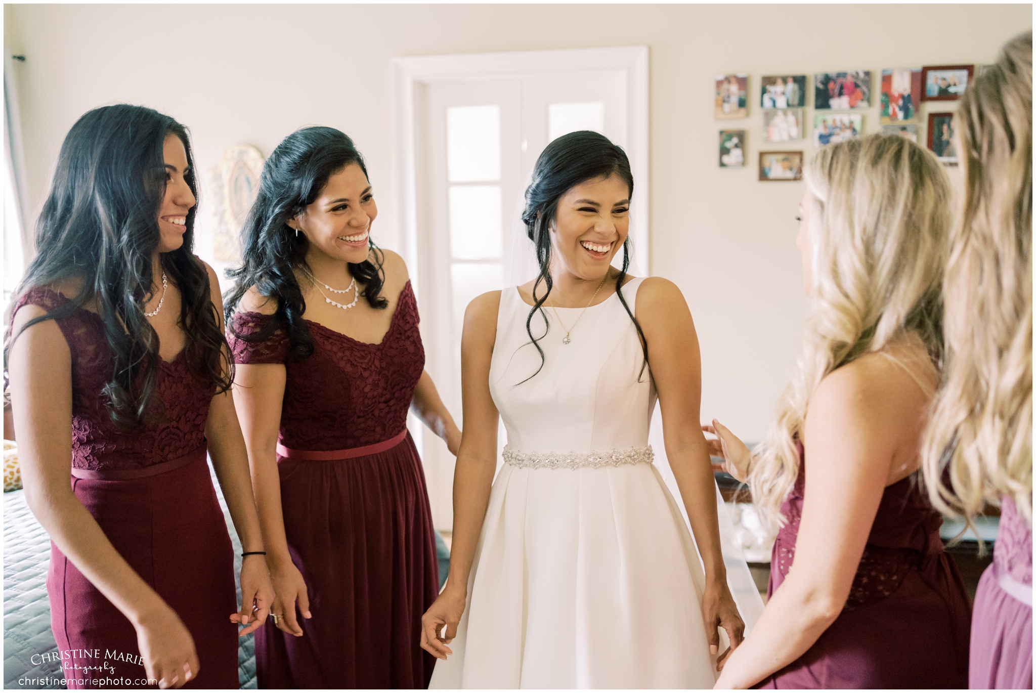 bridesmaids laughing in the home while getting ready cumming ga