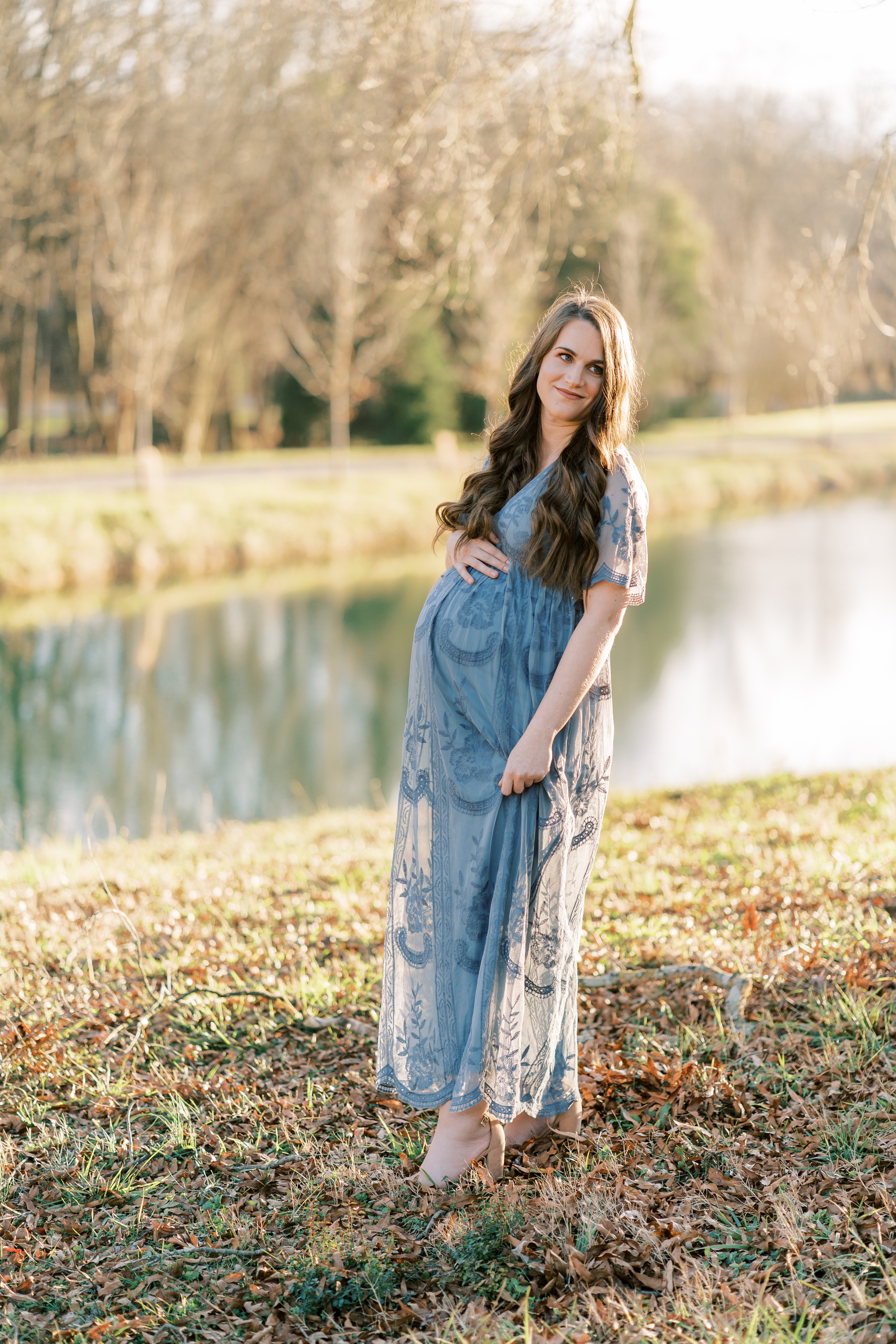 natural maternity photos in Cumming, GA