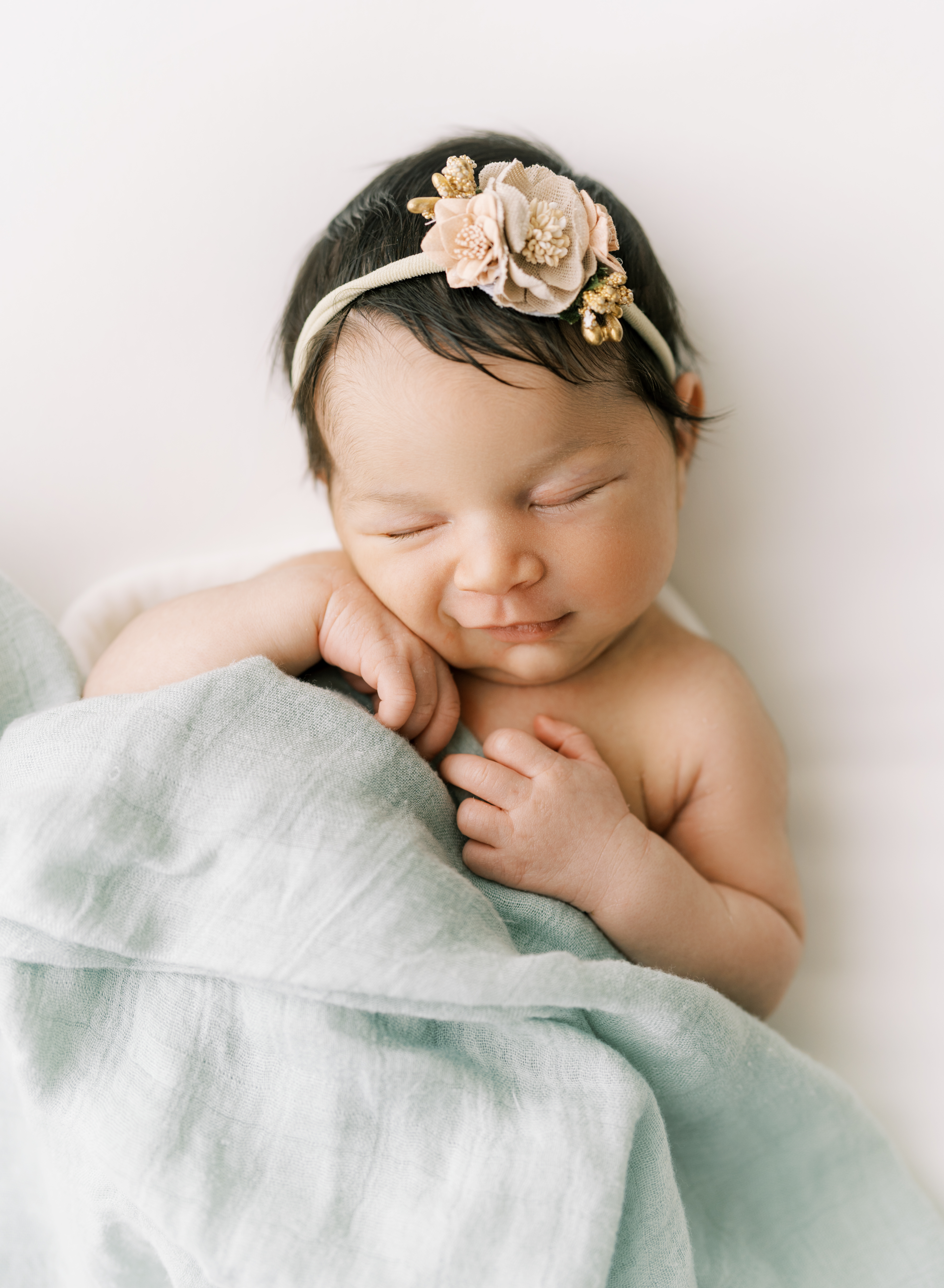 cumming studio newborn photographer