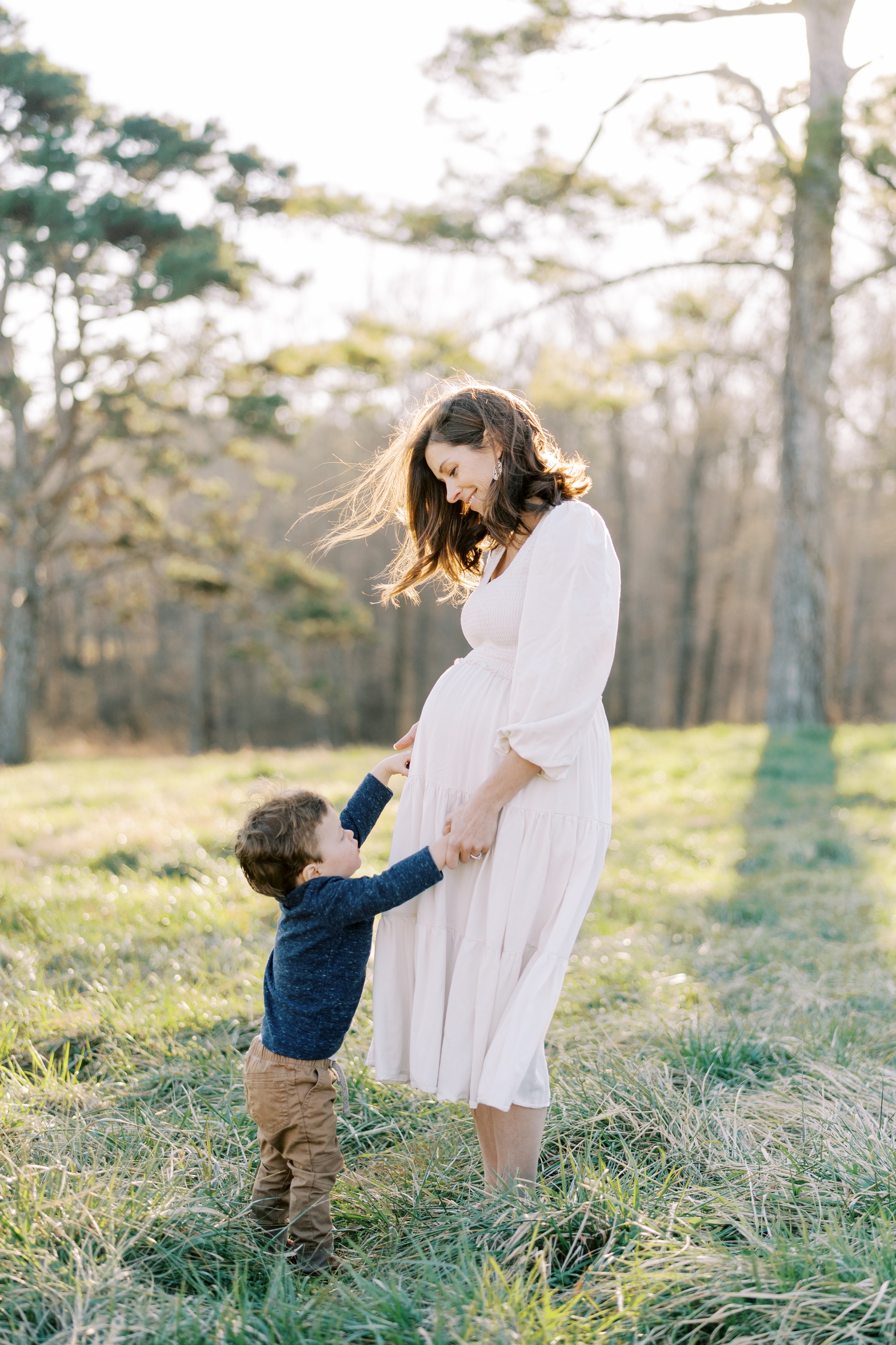 Natural Outdoor Maternity and Family Photos near Alpharetta, GA