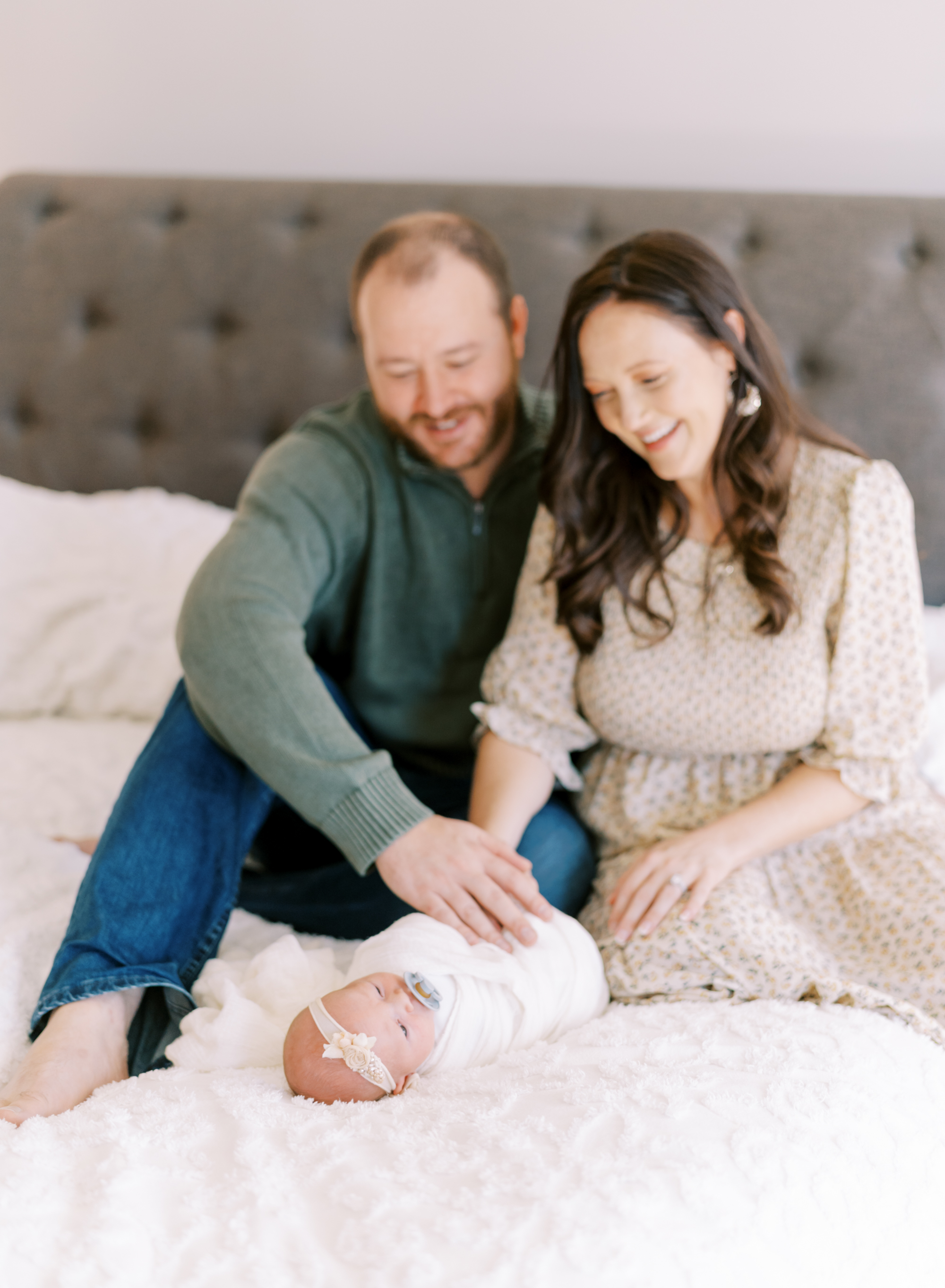 Cumming Lifestyle Newborn Photographer, Natural and light lifestyle newborn photos