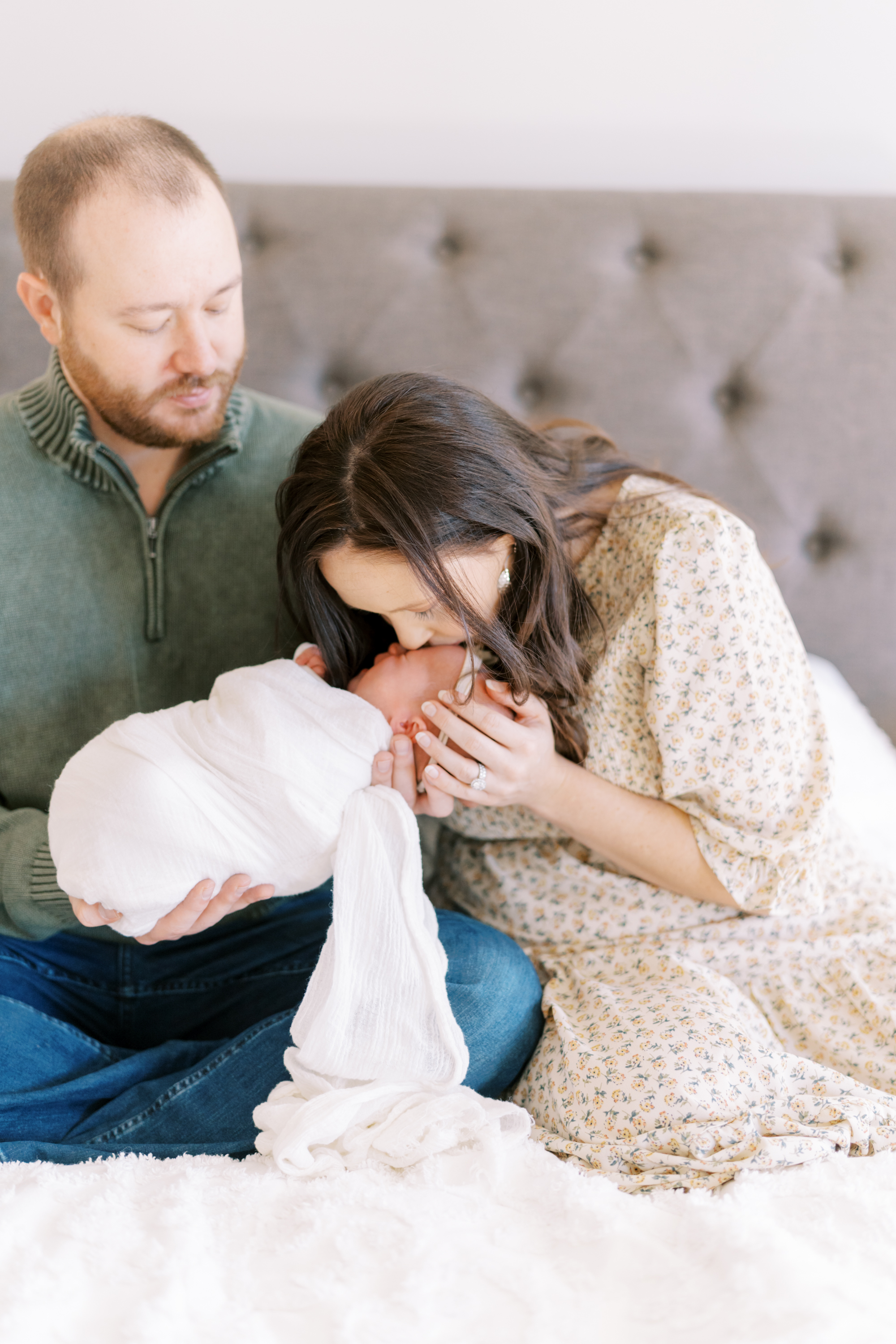 Cumming Lifestyle Newborn Photographer, Natural and light lifestyle newborn photos