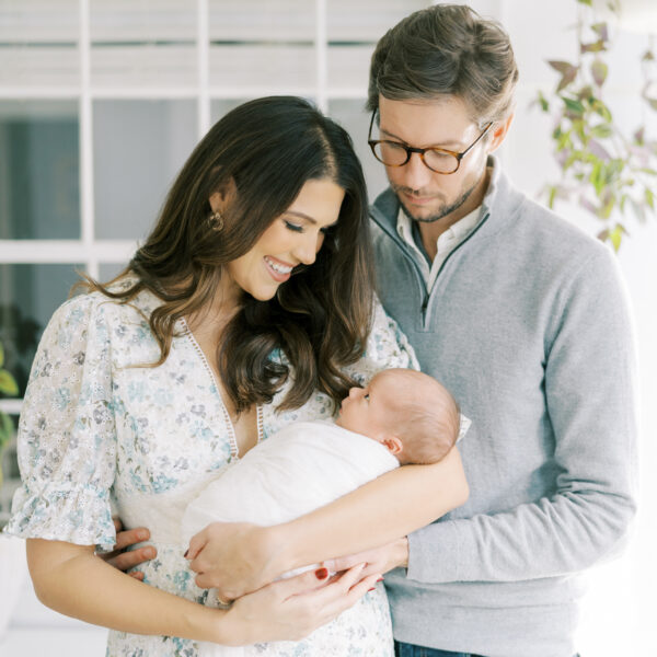 Atlanta Lifestyle Newborn Photographer - Natural and filmy newborn photos